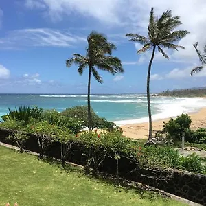 https://crh-wailua-bay-view.hotelsinhawaii.org